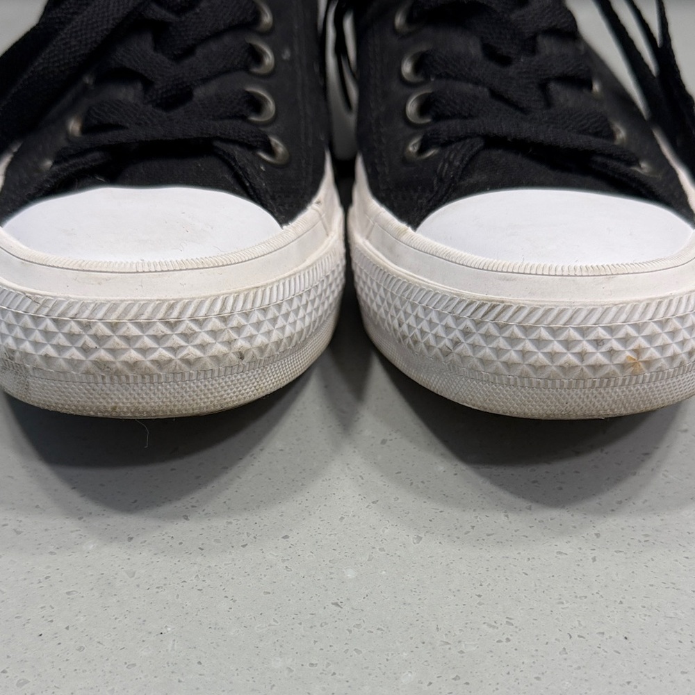 Converse All Stars, women’s size 7 - Picture 3 of 10